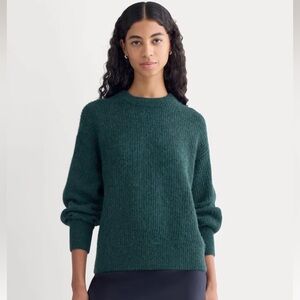 Everlane cocoon crew sweater in alpaca, forest green, XS